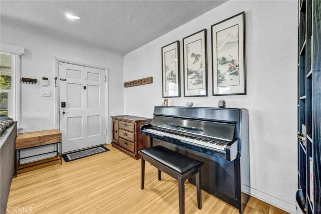 1048 S 1st Street, Alhambra, CA 91801