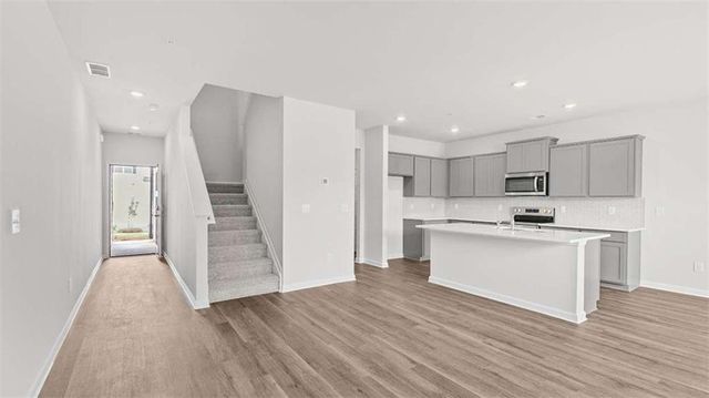 216 Sound Circle, Stockbridge, GA 30281