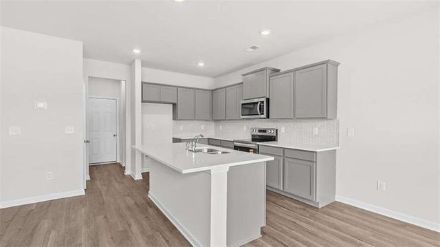 216 Sound Circle, Stockbridge, GA 30281