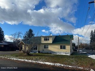 1021 N Florence Ave, Sandpoint, ID 83864