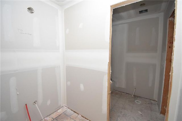 8369 NE 77th Terrace, Kansas City, MO 64158
