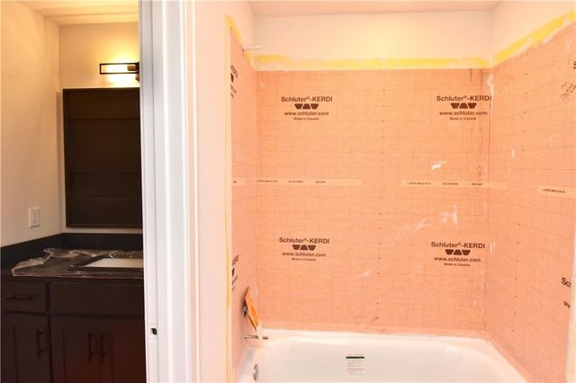 8369 NE 77th Terrace, Kansas City, MO 64158
