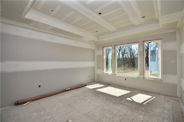 8369 NE 77th Terrace, Kansas City, MO 64158