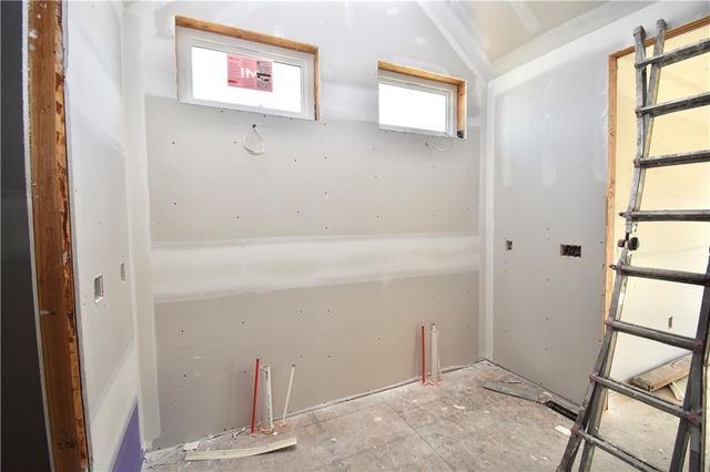 8369 NE 77th Terrace, Kansas City, MO 64158