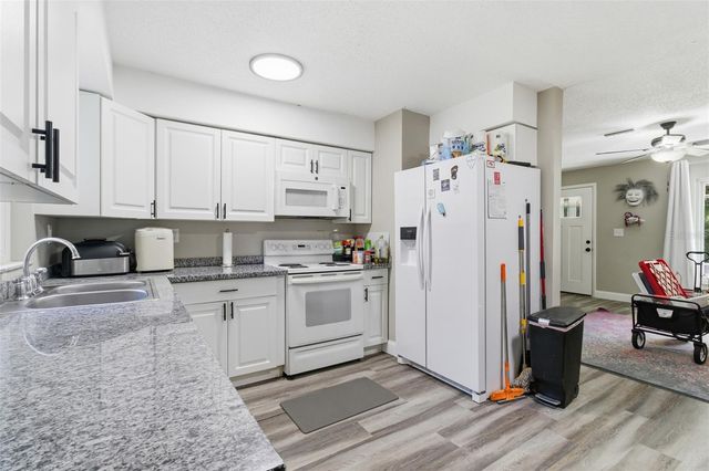 150 S ROOKS AVENUE, Inverness, FL 34453