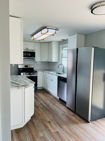 209 Casey Dr, Chicopee, MA 01020