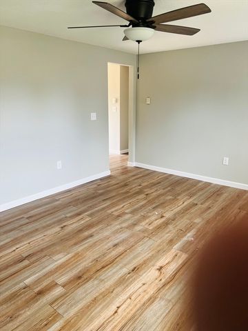 209 Casey Dr, Chicopee, MA 01020