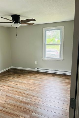 209 Casey Dr, Chicopee, MA 01020