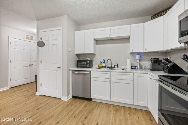 3310 DUANE Avenue, Jacksonville, FL 32218