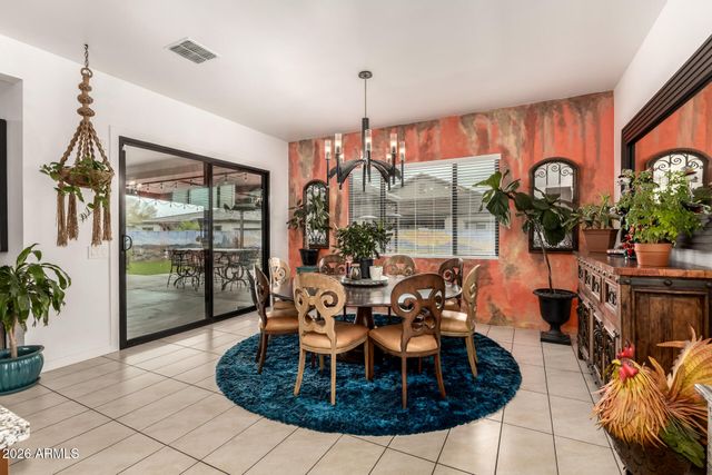 8009 W NORTHVIEW Avenue, Glendale, AZ 85303