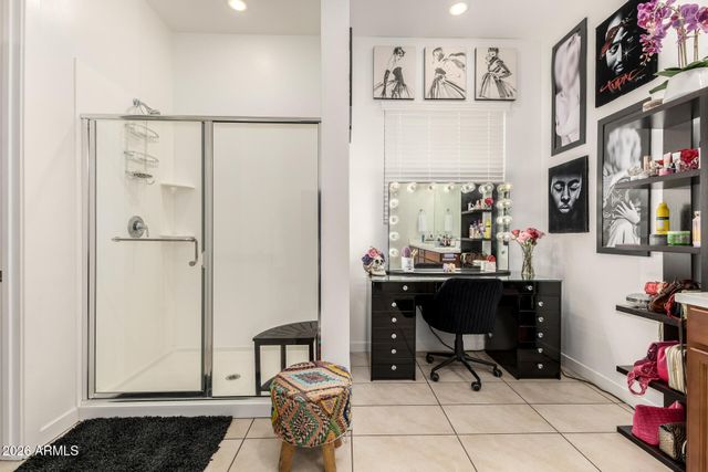 8009 W NORTHVIEW Avenue, Glendale, AZ 85303