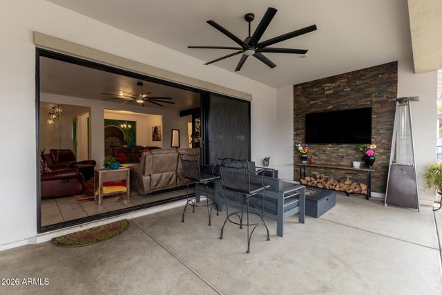 8009 W NORTHVIEW Avenue, Glendale, AZ 85303