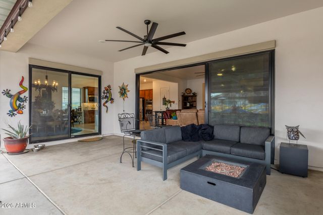 8009 W NORTHVIEW Avenue, Glendale, AZ 85303