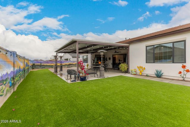 8009 W NORTHVIEW Avenue, Glendale, AZ 85303