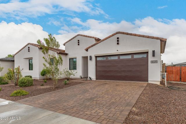 8009 W NORTHVIEW Avenue, Glendale, AZ 85303