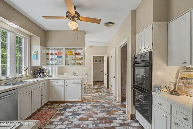 2747 Magnolia Drive, Hernando, MS 38632
