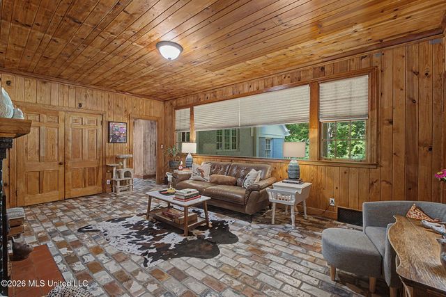 2747 Magnolia Drive, Hernando, MS 38632