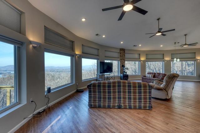 376 Broken Arrow Trail, Hayesville, NC 28904