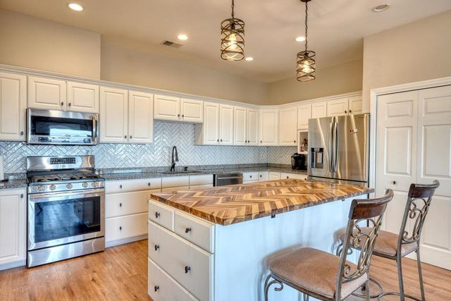 376 Broken Arrow Trail, Hayesville, NC 28904