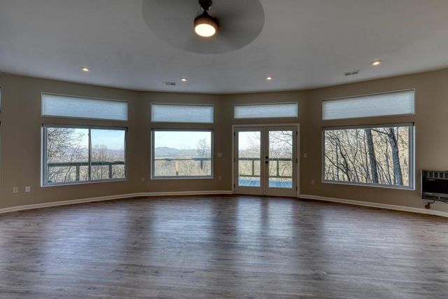 376 Broken Arrow Trail, Hayesville, NC 28904