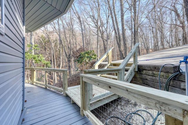 376 Broken Arrow Trail, Hayesville, NC 28904