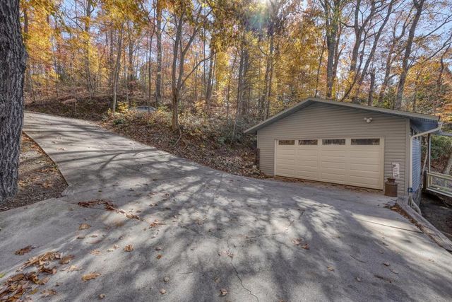 376 Broken Arrow Trail, Hayesville, NC 28904