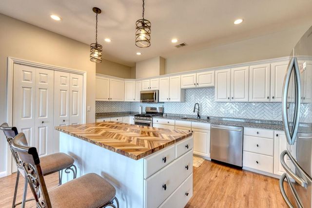 376 Broken Arrow Trail, Hayesville, NC 28904