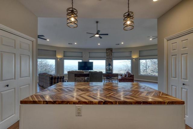 376 Broken Arrow Trail, Hayesville, NC 28904