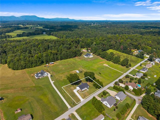 2024 Edwards Lake Road, Greer, SC 29651