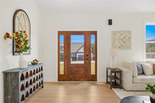 2024 Edwards Lake Road, Greer, SC 29651