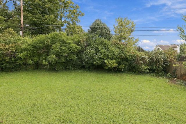 956 Hillridge Road, Reynoldsburg, OH 43068