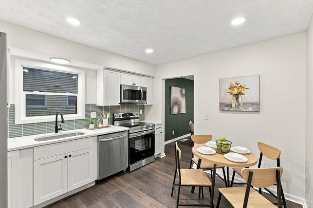 956 Hillridge Road, Reynoldsburg, OH 43068