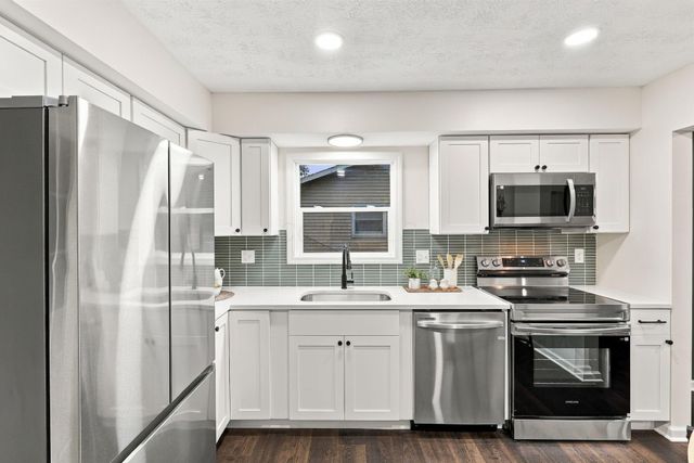 956 Hillridge Road, Reynoldsburg, OH 43068