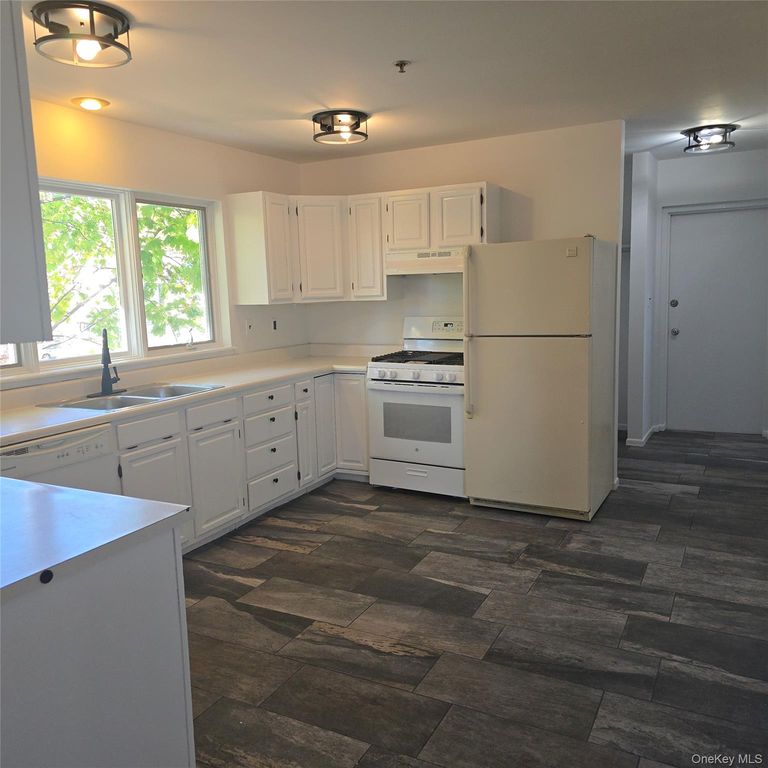 225 High Avenue, Nyack, NY 10960 — photo 4