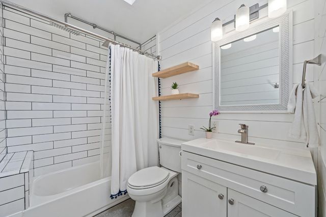 1550 Sugar Pine Rd, Meadow Vista, CA 95722