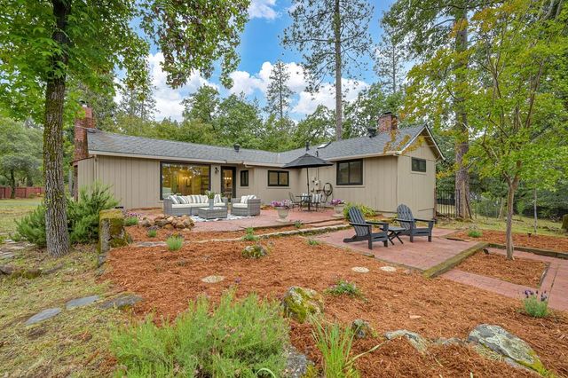 1550 Sugar Pine Rd, Meadow Vista, CA 95722