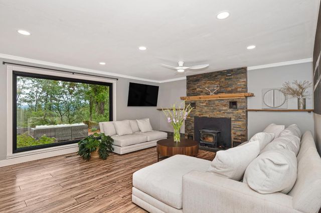 1550 Sugar Pine Rd, Meadow Vista, CA 95722