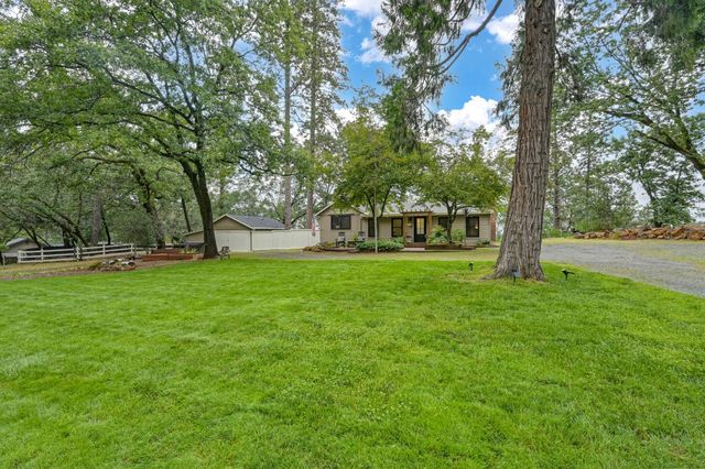 1550 Sugar Pine Rd, Meadow Vista, CA 95722