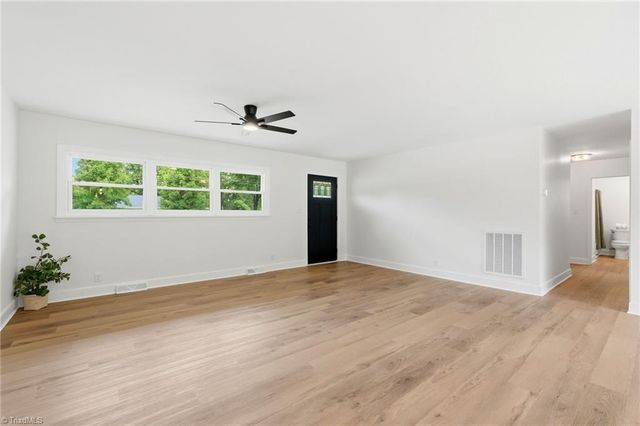 242 Island Drive, Madison, NC 27025