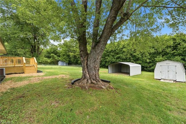 242 Island Drive, Madison, NC 27025