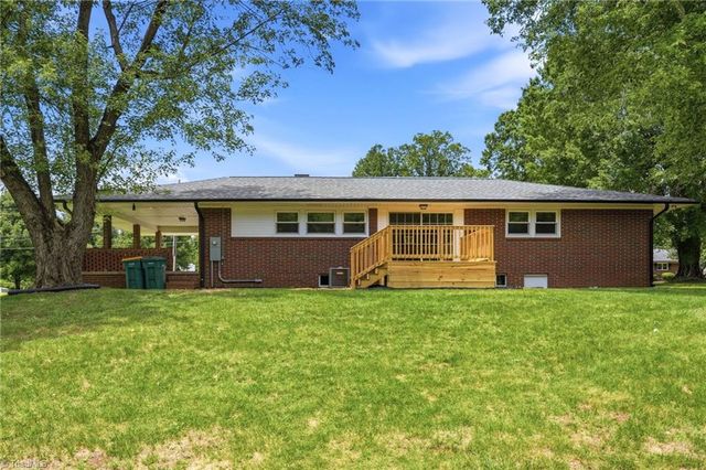 242 Island Drive, Madison, NC 27025