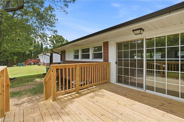 242 Island Drive, Madison, NC 27025