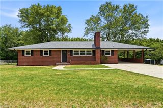242 Island Drive, Madison, NC 27025