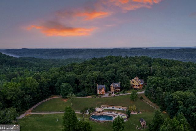 32 Lantern Cove Road, Chickamauga, GA 30707
