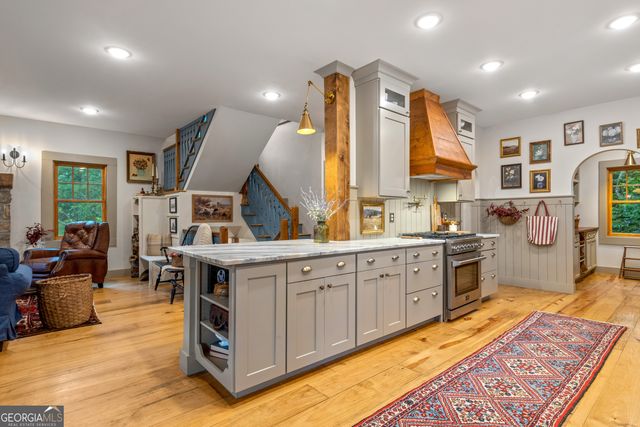 32 Lantern Cove Road, Chickamauga, GA 30707