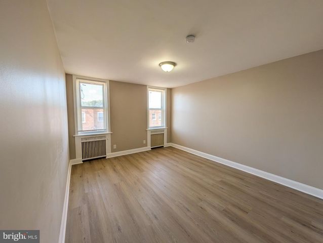 217 CHELTEN AVE, Philadelphia, PA 19120