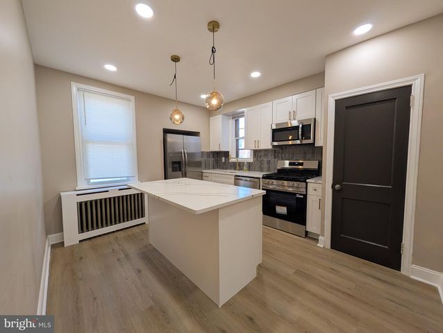 217 CHELTEN AVE, Philadelphia, PA 19120