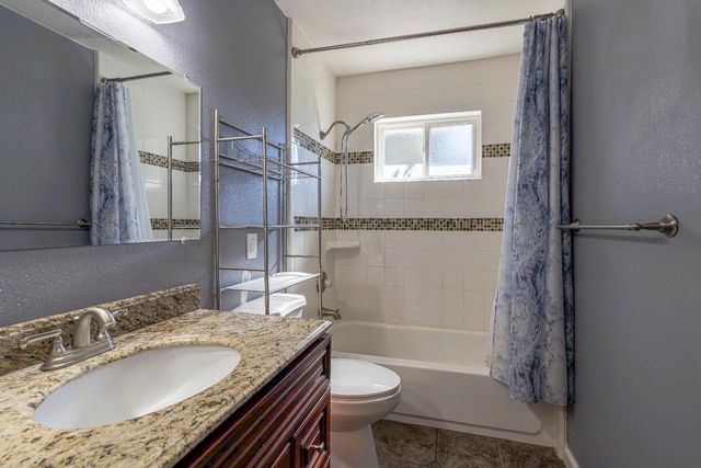 4726 Hayford Way #4, Sacramento, CA 95842