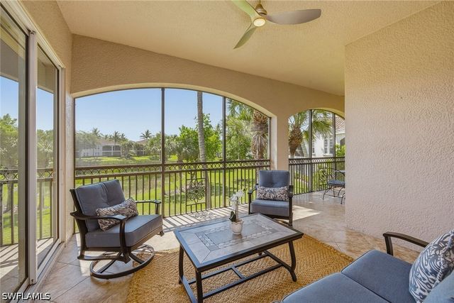 3176 Serena LN 202, Naples, FL 34114