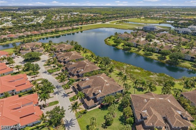 3176 Serena LN 202, Naples, FL 34114